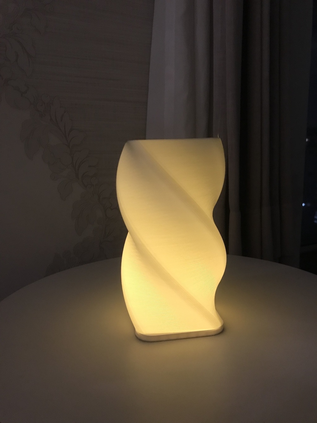 Luminária de LED SEM Fio para mesa - Imagem 2