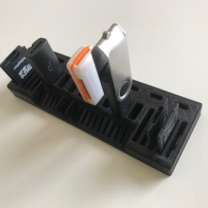 Porta Pen Drive/Organizador com 43 compartimentos