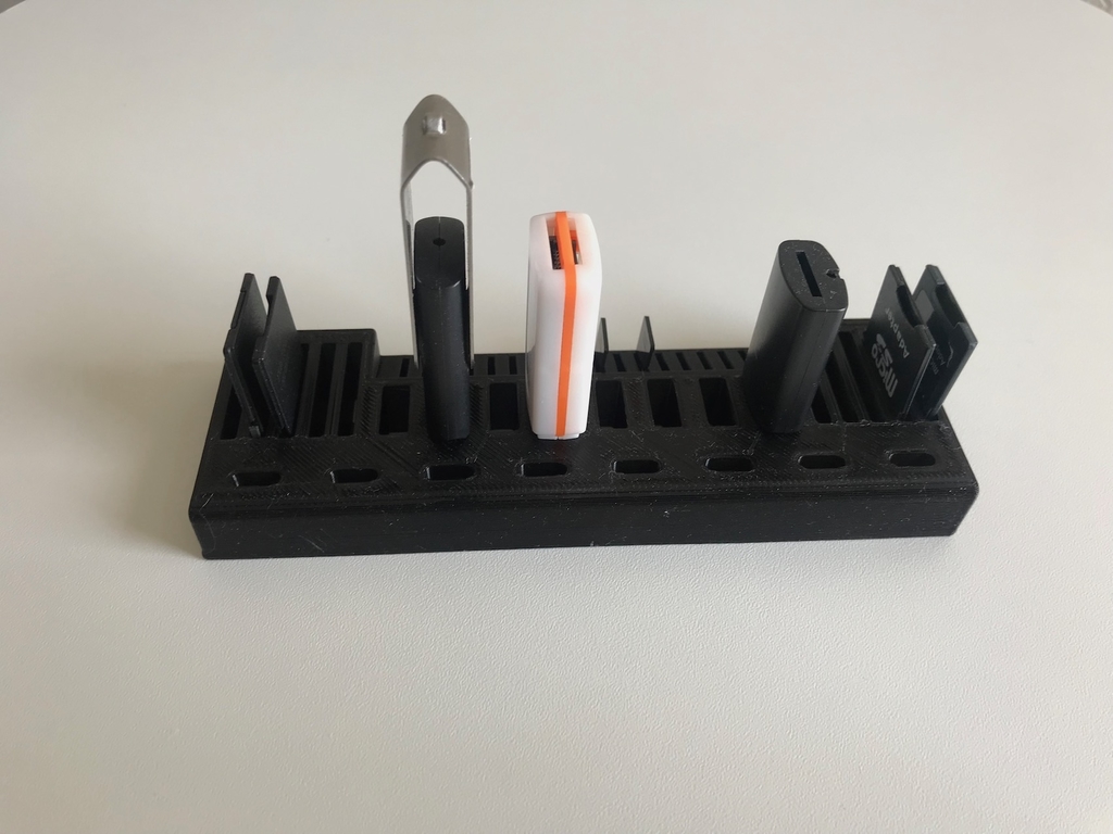 Porta Pen Drive/Organizador com 43 compartimentos - Imagem 3
