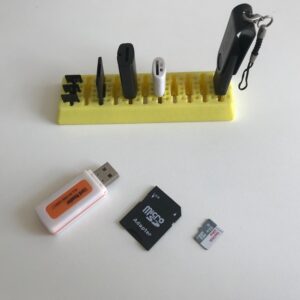 Porta Pen drive (11 separadores verticais)