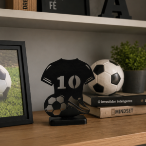 Escultura de Futebol Camisa e Chuteira Copa do Mundo